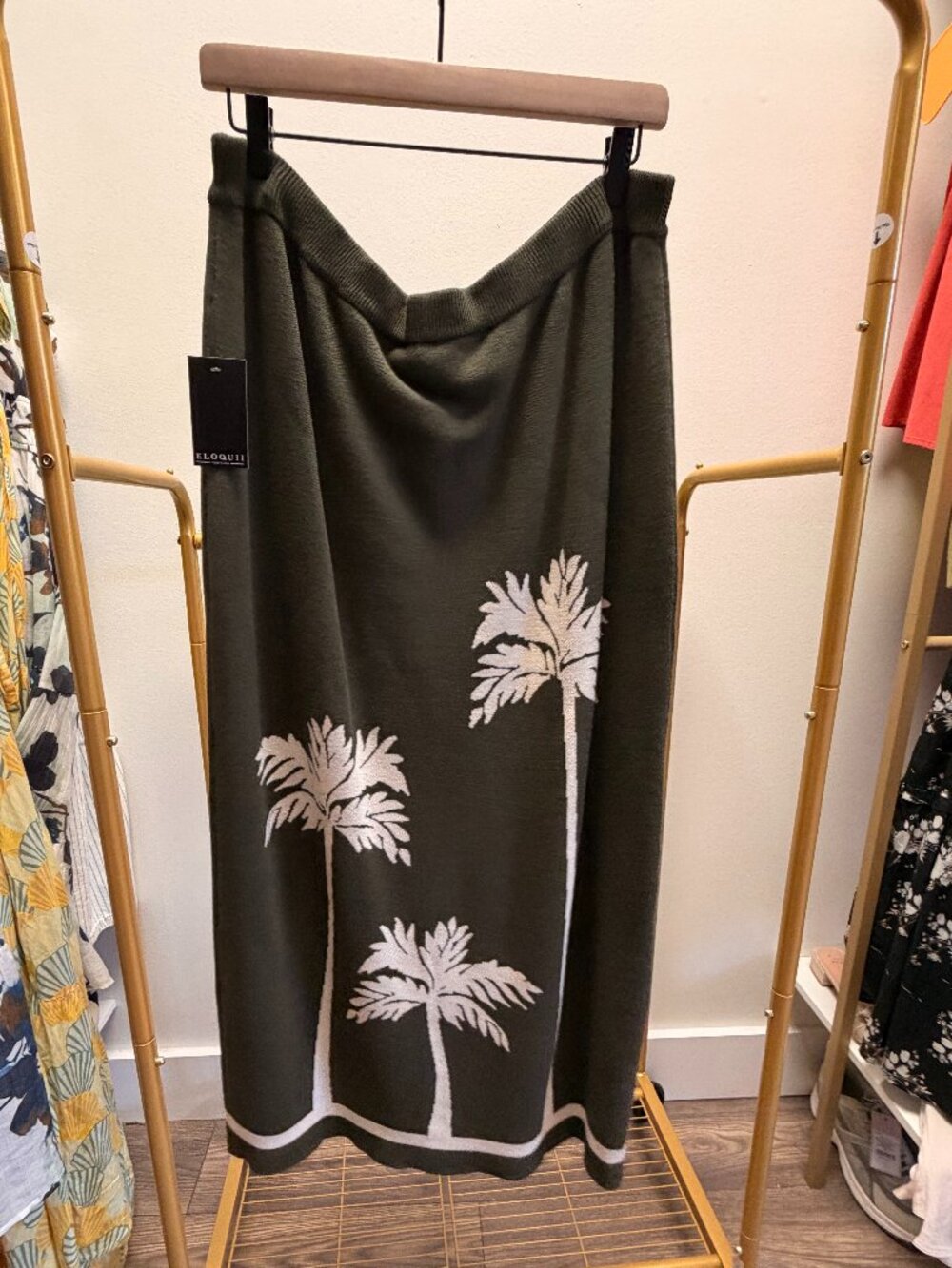 Eloquii 2PC Cropped Top and Skirt Set - Picture 2 of 5